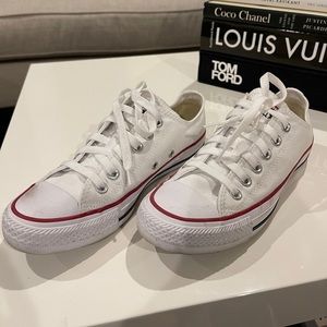 Converse Low Tops